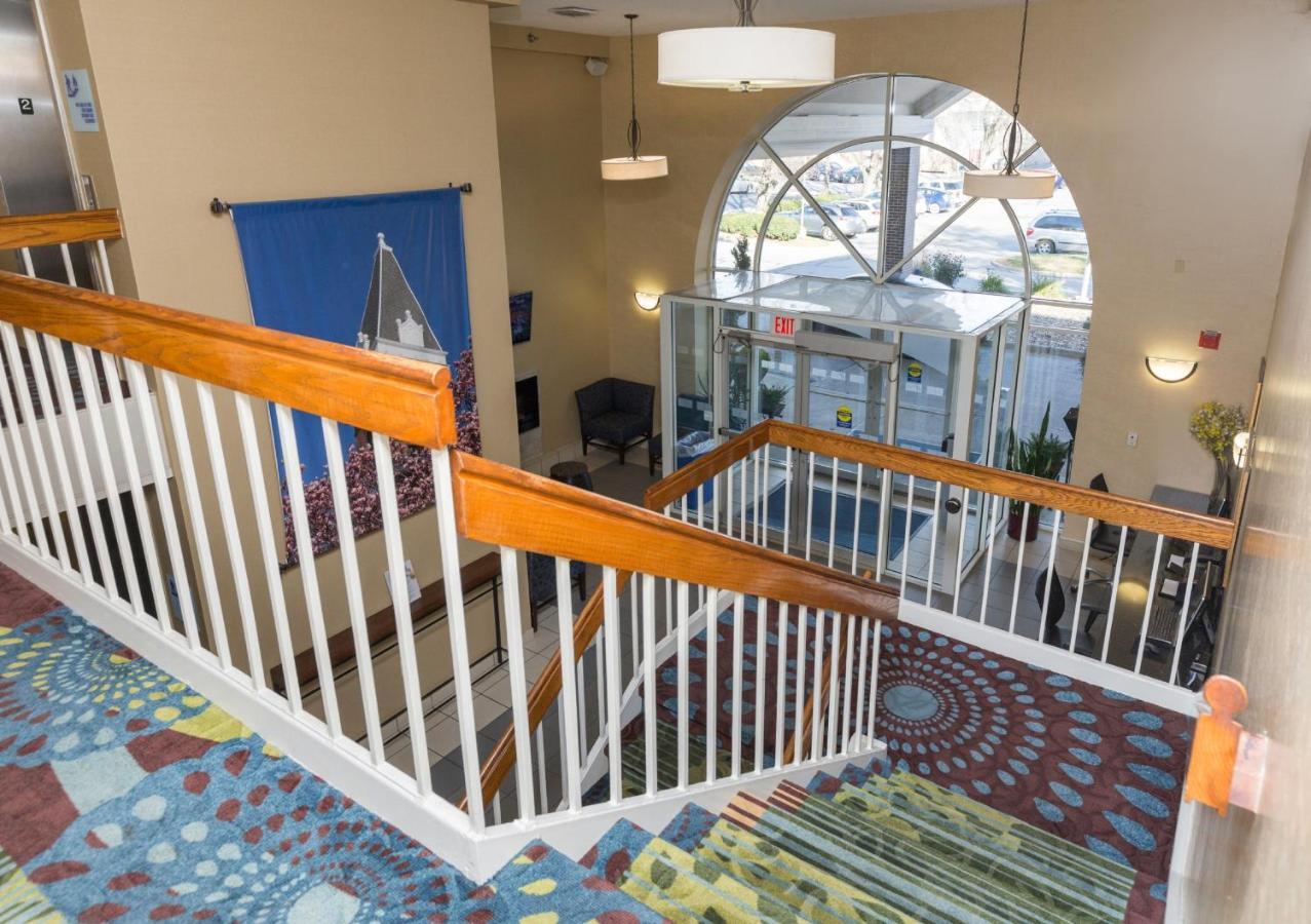 Holiday Inn Express Des Moines-At Drake University, An Ihg Hotel Eksteriør bilde